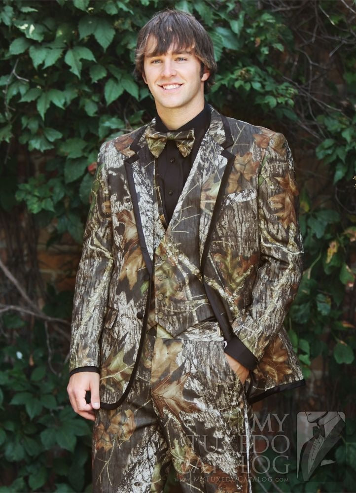 Camouflage 'Alpine' Tuxedo Camouflage Tuxedos