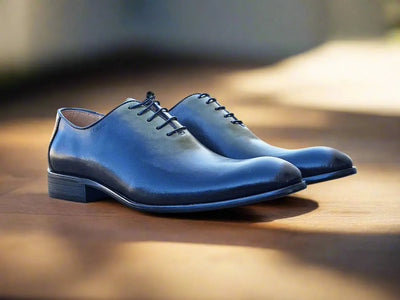 Carrucci Burnished Two-Tone Leather Wholecut Oxford