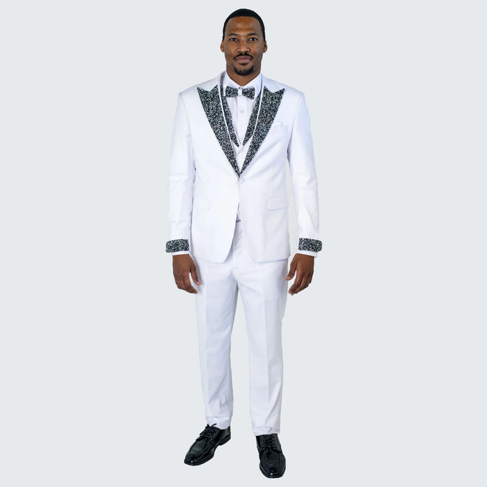 White Wedding Tuxedo with Stone Detailing – Peak Lapel 4-Piece Suit