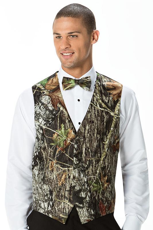 Moss Oak Break-Up Bow Tie