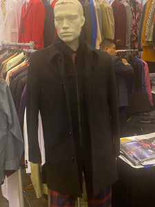 Mens Black Wool Overcoat – Classic Single-Breasted Winter Coat for Business and Formal Wear