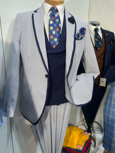mens-white-and-navy-pinstripe-suit