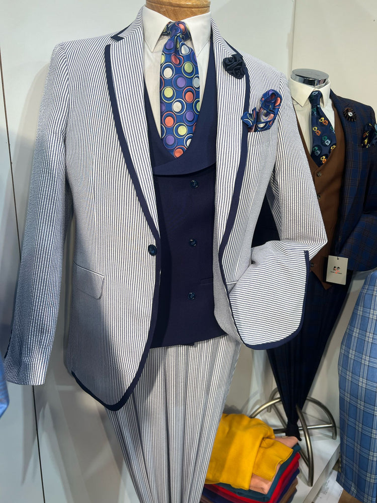 mens-white-and-navy-pinstripe-suit
