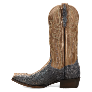 STRYKER PYTHON BOOT